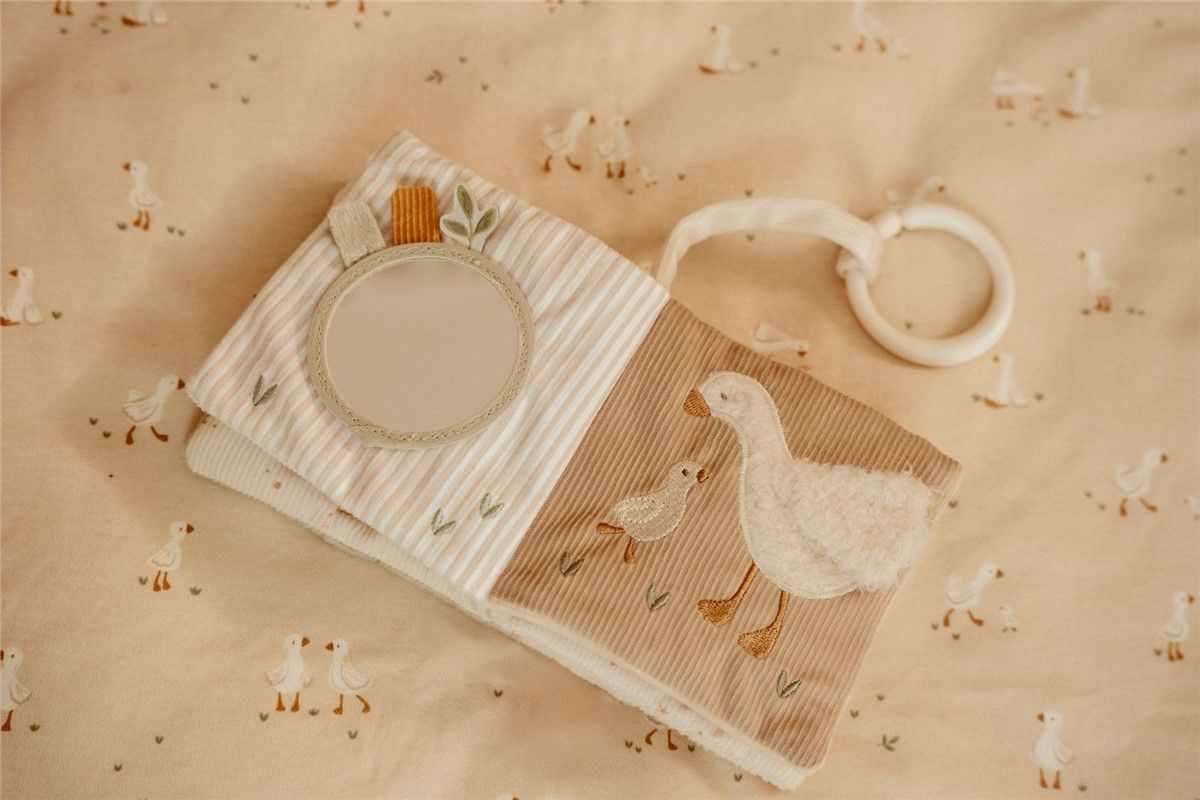 LIBRITO BLANDITO CON ANILLA · Newborn Natura - Imagen 6